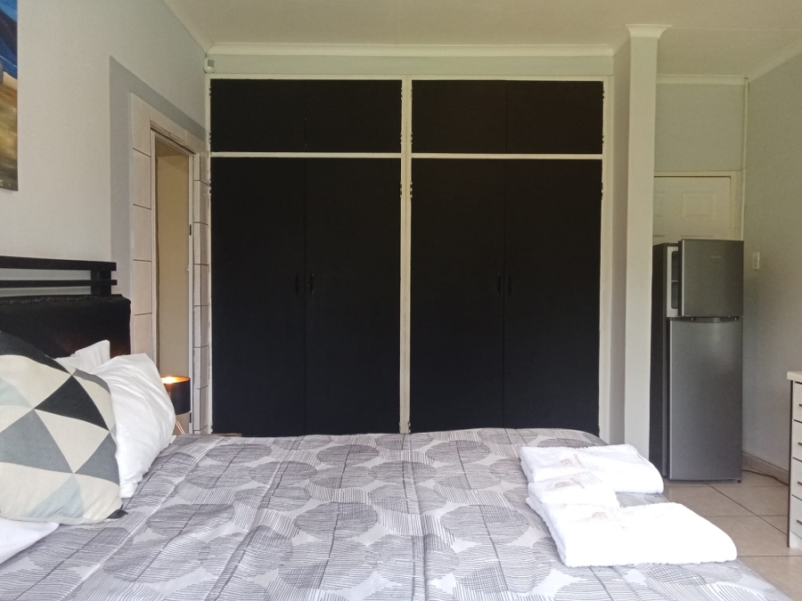 6 Bedroom Property for Sale in Deneysville Free State